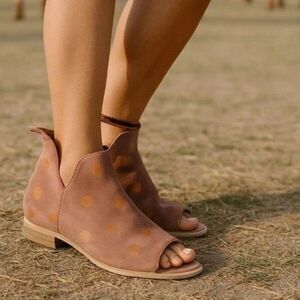 Whimsical Papucei Wing Shoes Avant-Garde Art 38 B Blush Rose n Gold  US 7.5 to 8